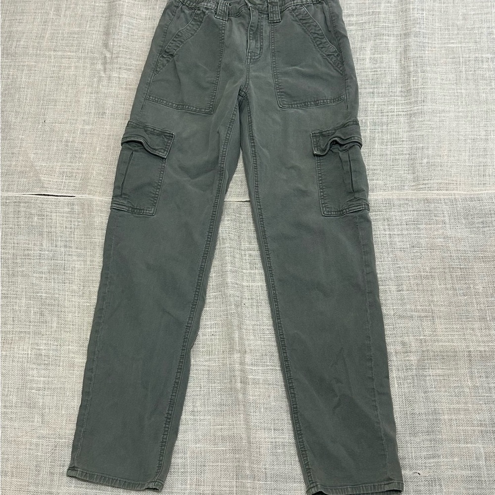 AMERICAN EAGLE Green 
STRETCH High Rise Straight Leg
Cargo Pants Women’s Sz 4